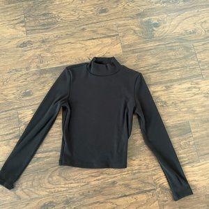 Jennifer Lopez mock turtle neck. Black/small